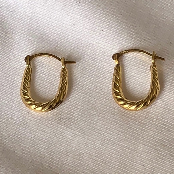 vintage diamonds clubs | Jewelry | Vintage K Solid Gold Earring 39 Only ...